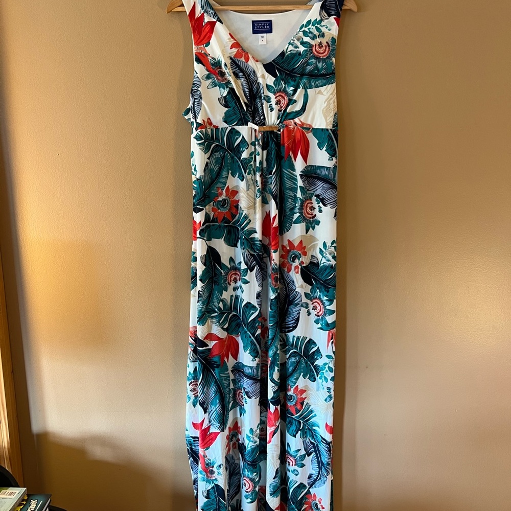 Simply Styled  XL floral print sleeveless maxi dress